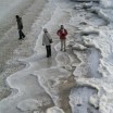 3 Frauen am Eisstrand 2